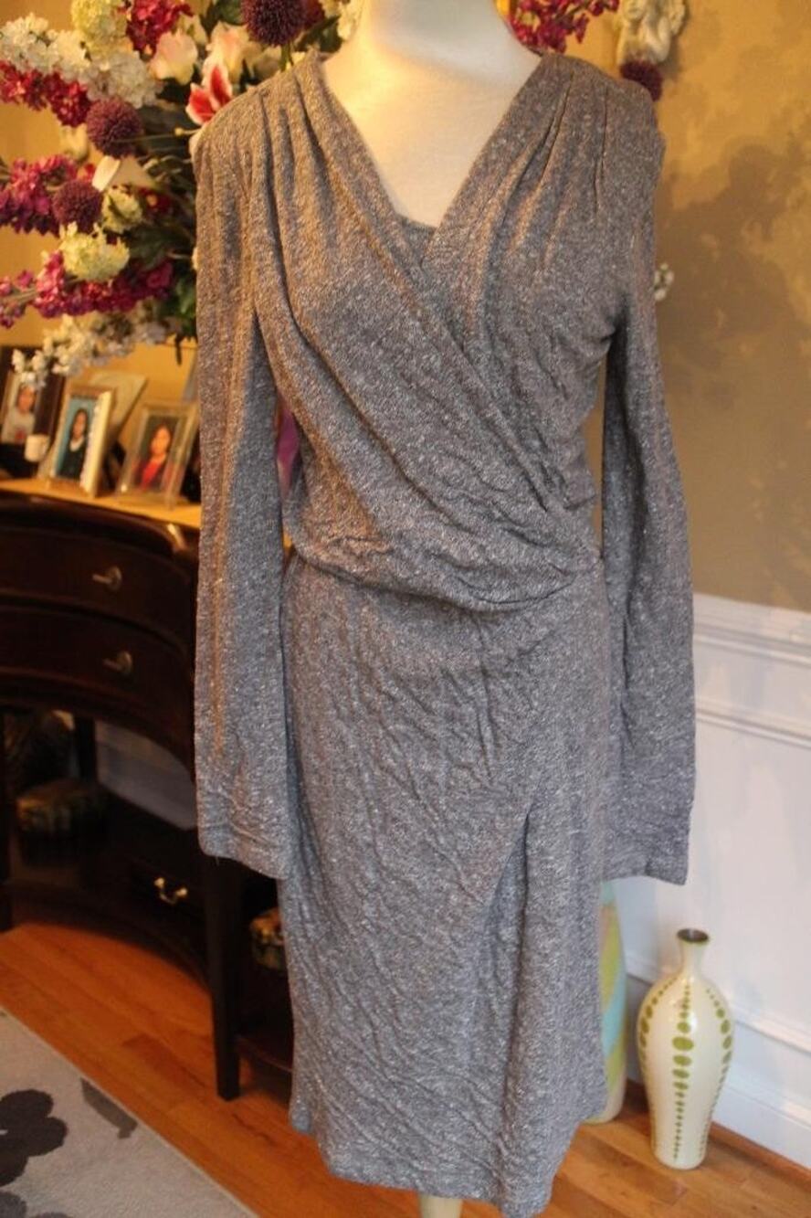 PERUVIAN CONNECTION GRAY DRESS SIZE M (DR100